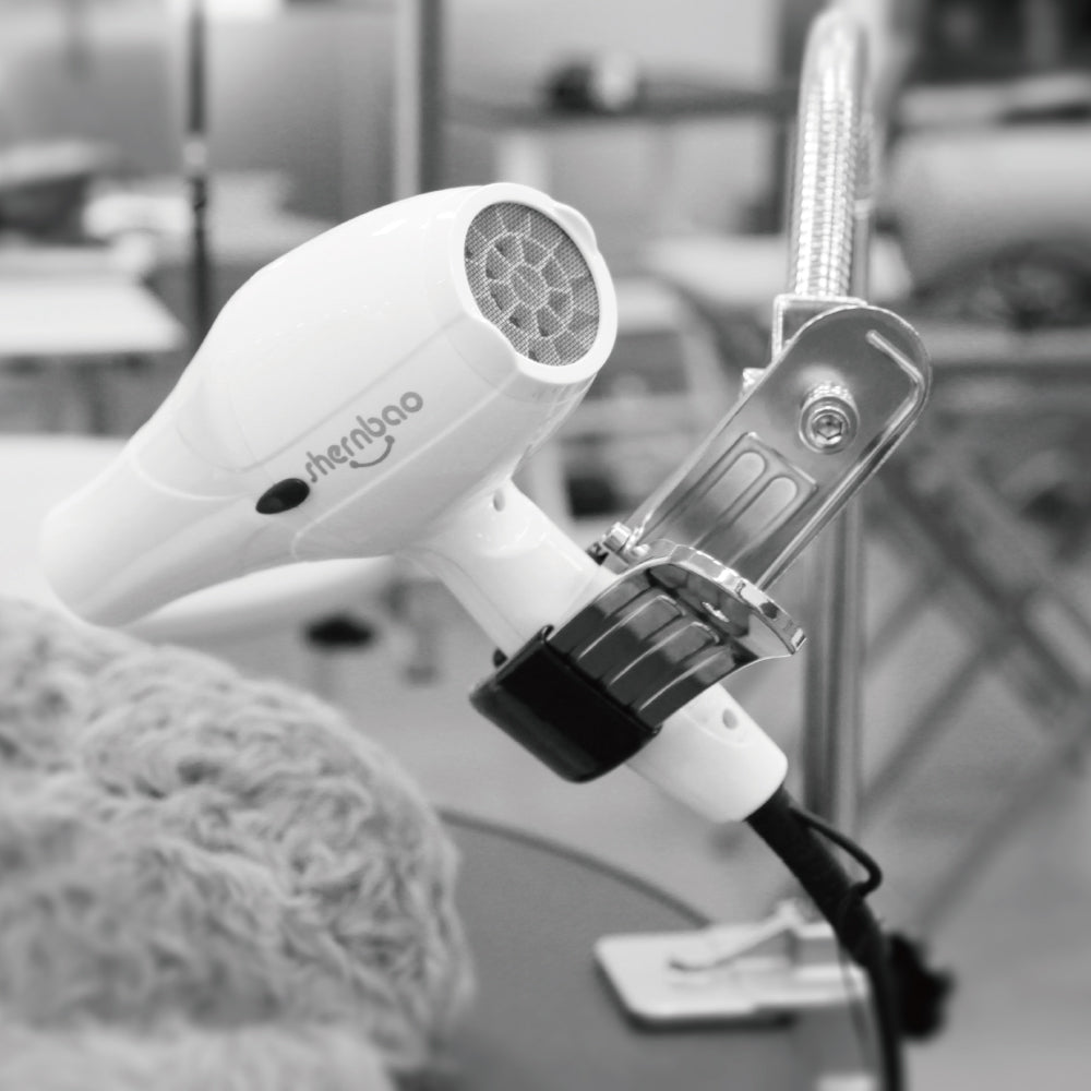 Houder voor handdroger voor handsfree groomen op trimtafel